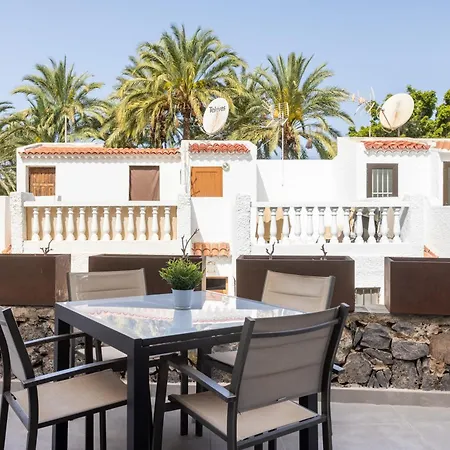 Home2book Charming Costa Adeje, Pool&terrace 美洲海滩