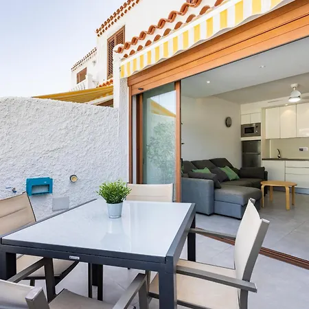 Home2book Charming Costa Adeje, Pool&terrace 美洲海滩