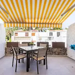 Home2book Charming Costa Adeje, Pool&terrace 美洲海滩
