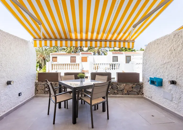 Home2book Charming Costa Adeje, Pool&terrace 美洲海滩